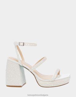 Дени слонова костBetsey Johnson Жени обувки B002P69